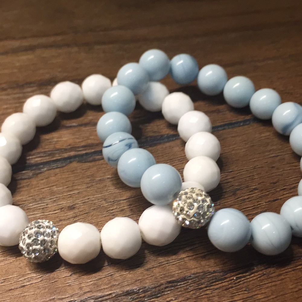 Glass bead bracelets - Picture 2 of 3